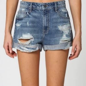 One spoon  chargers shorts size 26